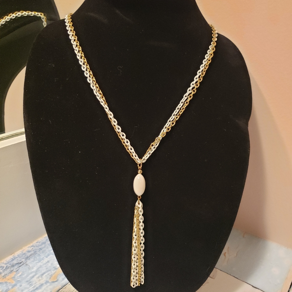 Vintage Gold/White Chain Necklace